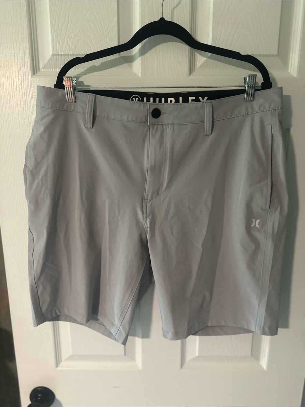 Hurley Men's Light Gray Athletic Shorts